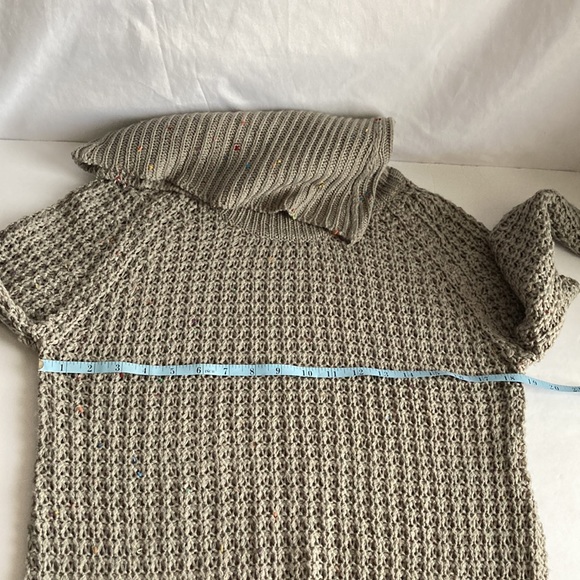 Rue 21 Gray Speckled Pullover Sweater Size Medium - Picture 11 of 12